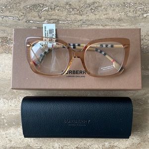 *SOLD* BNIB Burberry Check Arm Square Framed Sun/Eye glasses